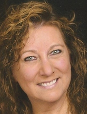 photo of Beth Grothaus, Owner- Stylist